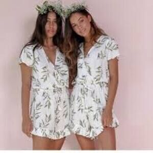 Piyama Size XS Olive Leaf Romper White Green Tropical Lightweight Ruffled Summer